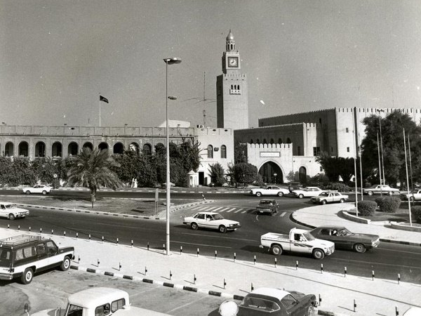 أحد شوارع الكويت